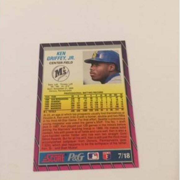 1992 Score P & G Ken Griffey Jr. MARINERS #7 (044) - Picture 2 of 2